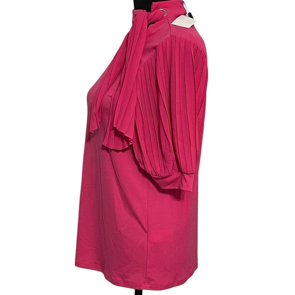 Cable and Gauge Women’s S/S Blouse - Picture 6 of 15
